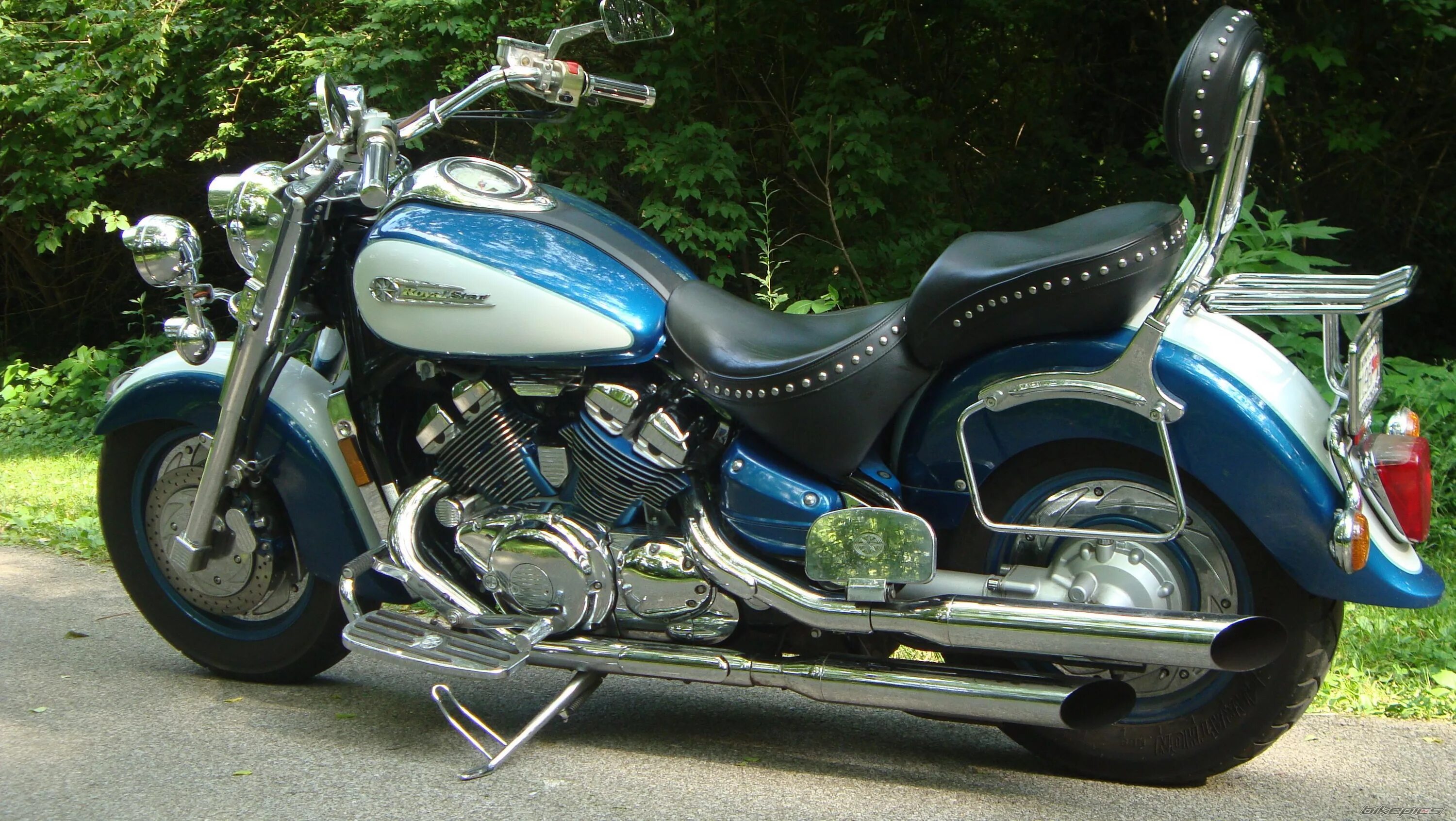 Купить роял стар. Yamaha Royal Star 1300. Yamaha XVZ 1300 Royal Star Tour Deluxe. Yamaha XVZ 1300 Royal. Yamaha Royal Star 1300 1996.