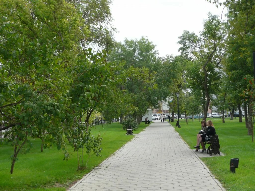 Парк Перовского Оренбург. Сквер им Перовского Оренбург. Парк им Цвиллинга Оренбург. Оренбург парковый проспект парк имени в а Перовского.