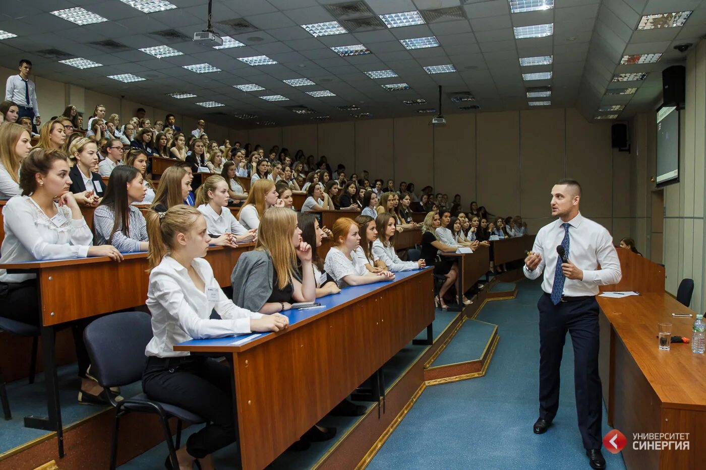 Государственный вуз после колледжа. Московский финансово-промышленный университет «СИНЕРГИЯ». Московский институт СИНЕРГИЯ. Московский финансовый университет СИНЕРГИЯ. Университет СИНЕРГИЯ город Москва.