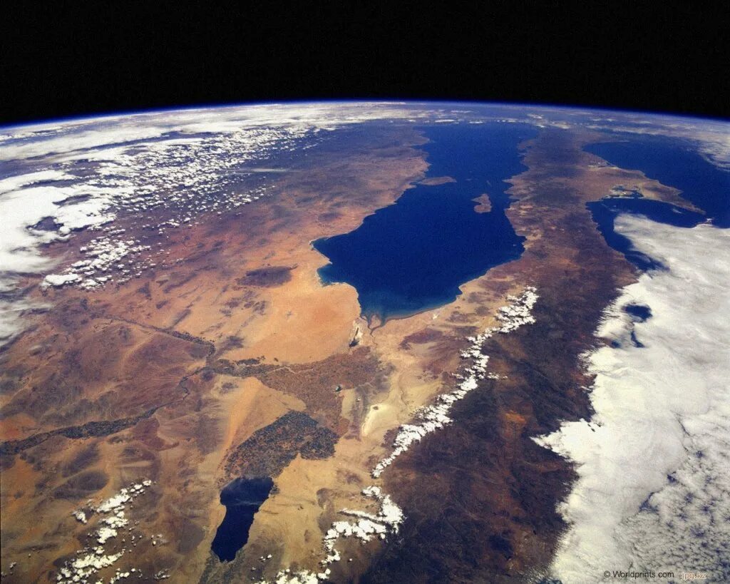 персидский залив вид с космоса. люблю планету discovery племя. где самая хорошая земля. каньон глен аризона сша. бассейн реки колорадо.