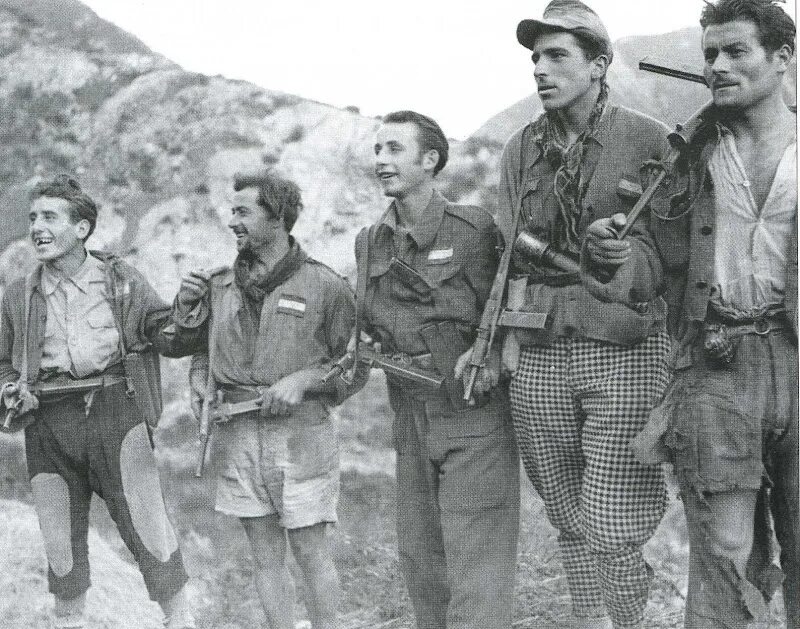 итальянские партизаны гарибальдийцы. итальянские партизаны в второй мировой войне. итальянские повстанцы. партизаны италии. партизаны италии.