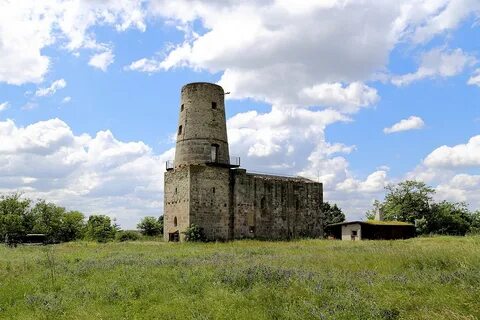 Церковь в мельницах