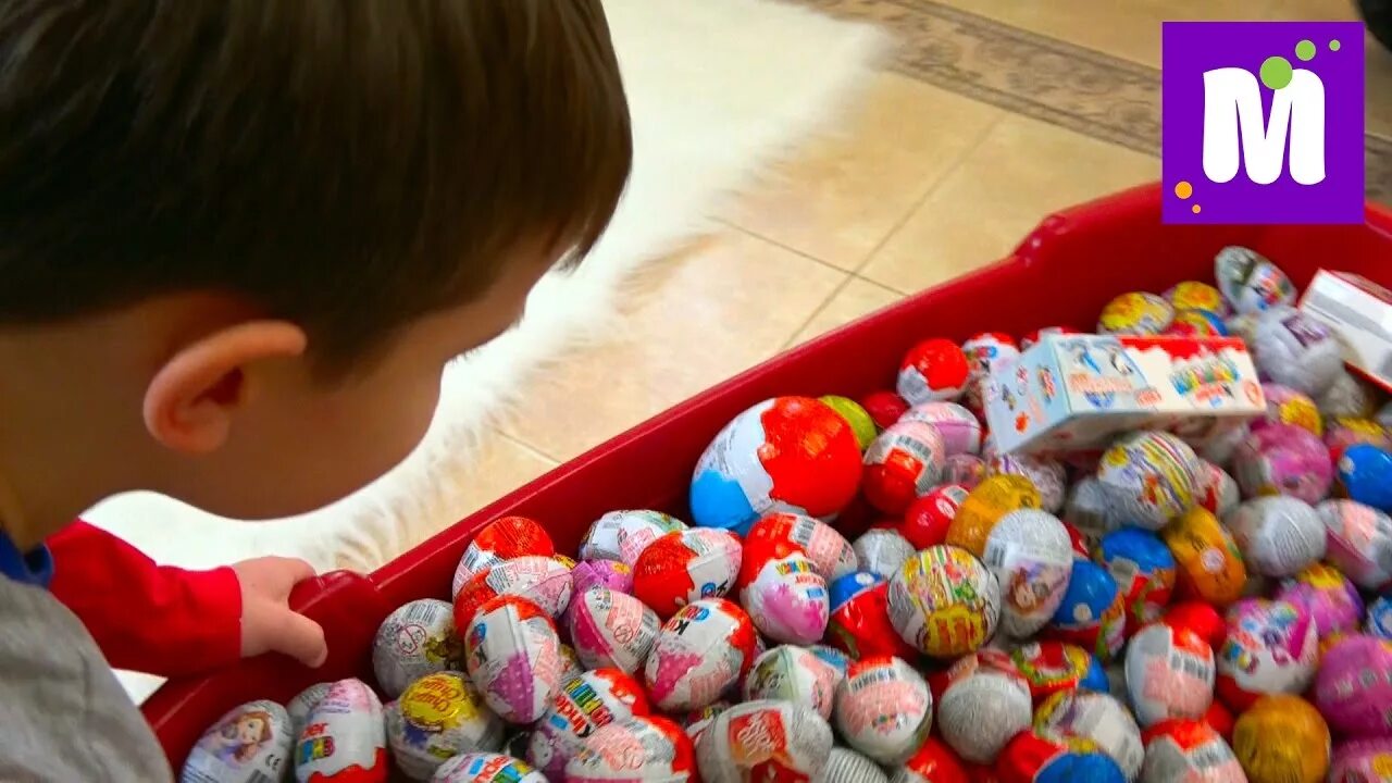 Киндер сюрприз барбоскины. Зырики тв куклы и пупсики. Разные сюрпризы. Мисс кэти киндер сюрприз киндер. Включи открывать сюрпризы.