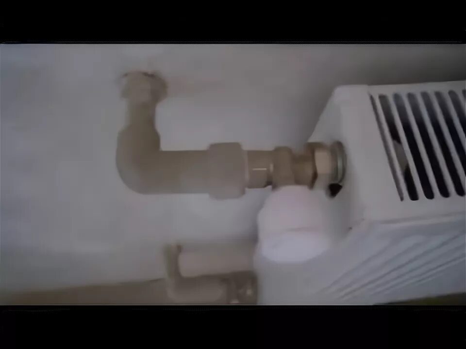 Радиатор издает звуки. Шум в батареях отопления. Отопление в квартире. Детские язычковые музыкальные инструменты. Шум в батарее.