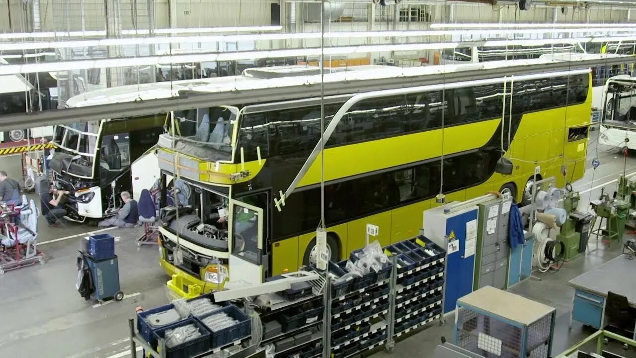 Автобус фабрика 8. Автобус Акиа производство. Television Production Bus. Vanttool автобус производство 2023.