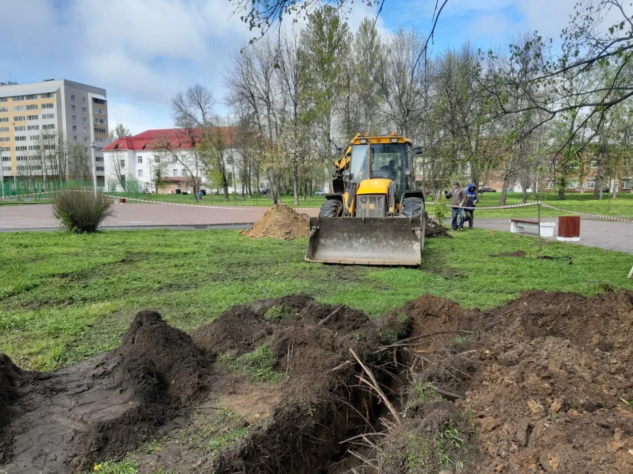 Парка ремонт купить. Рабочий парк Ярославль Перекоп. Парк на Перекопе Ярославль. Парк рабочий сад Красноперекопский район. Парк рабочий сад Ярославль.