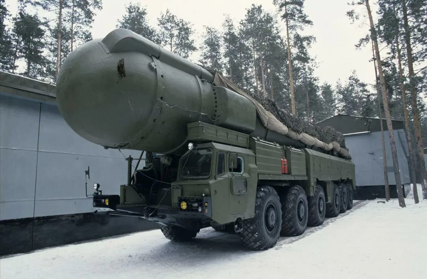 Россия разместила оружие. РСД-10 ядерное оружие. РСД-10 Пионер. РСД-10 ракета. РСД-10 ядерное оружие фото.