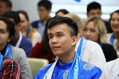 Молодежь 2025
