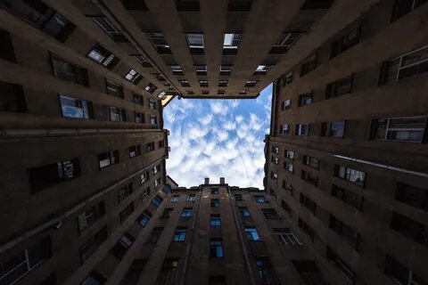 Город и его ненадежные стены