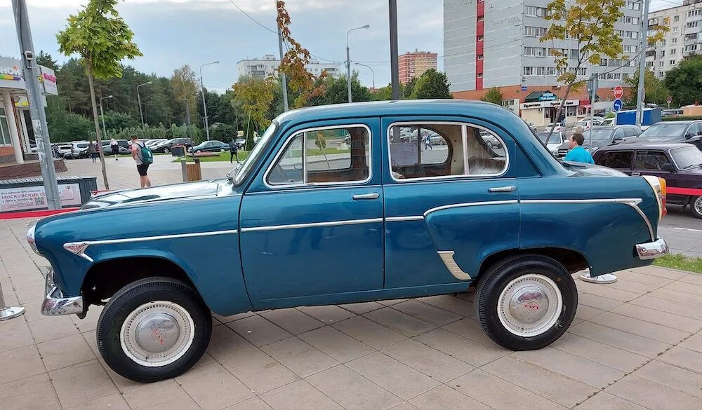 История автомобилей марки "Москвич"