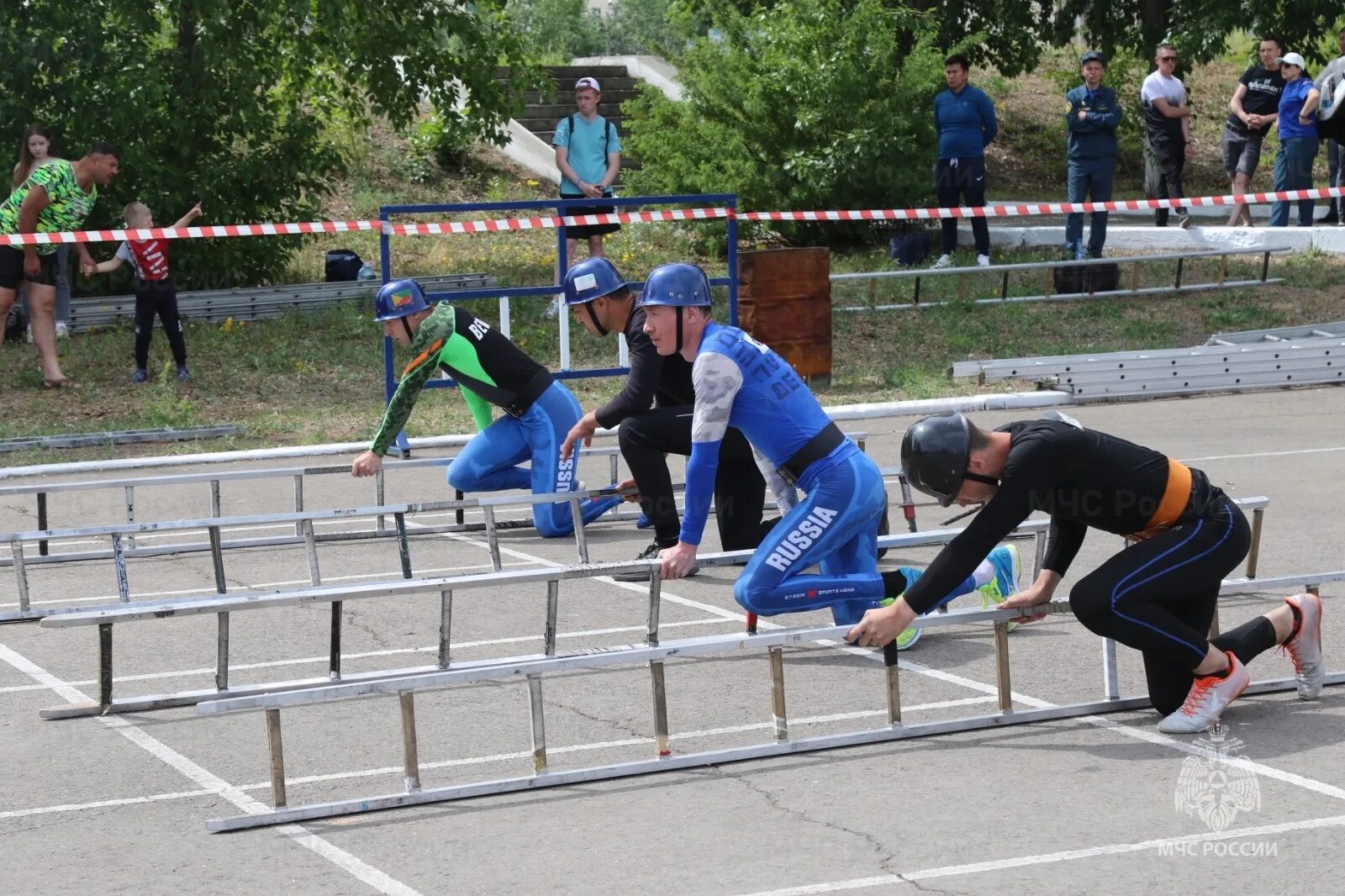 Забор для пожарно-прикладного спорта. Пожарно прикладной спорт волгоград. Соревнования по пожарно-прикладному спорту 2024 волгоград. Волгоград пожарно спасательный спорт. Пожарно прикладной спорт волгоград.