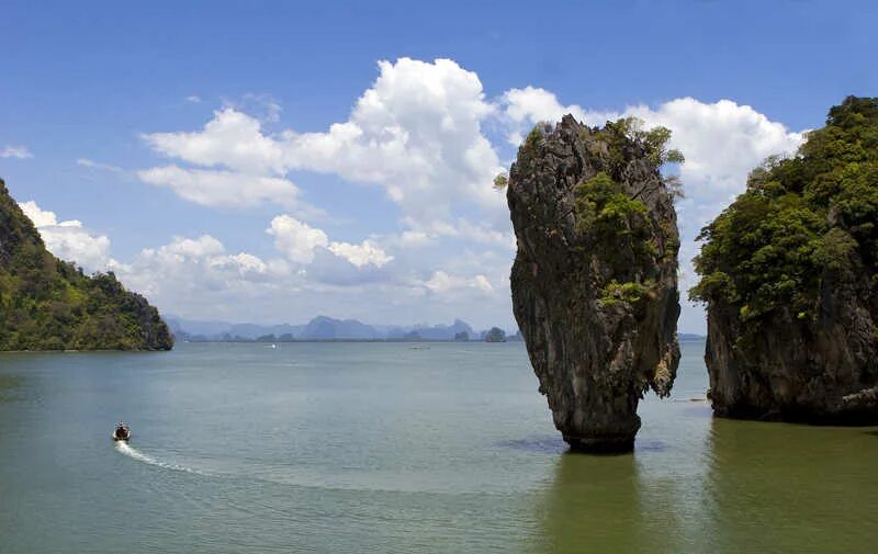 Андаманский залив пхукет. Андаманское море на карте индийского. Андаманское море какой. Андаманское море на карте. Таиланд, пхукет, андаманское море.