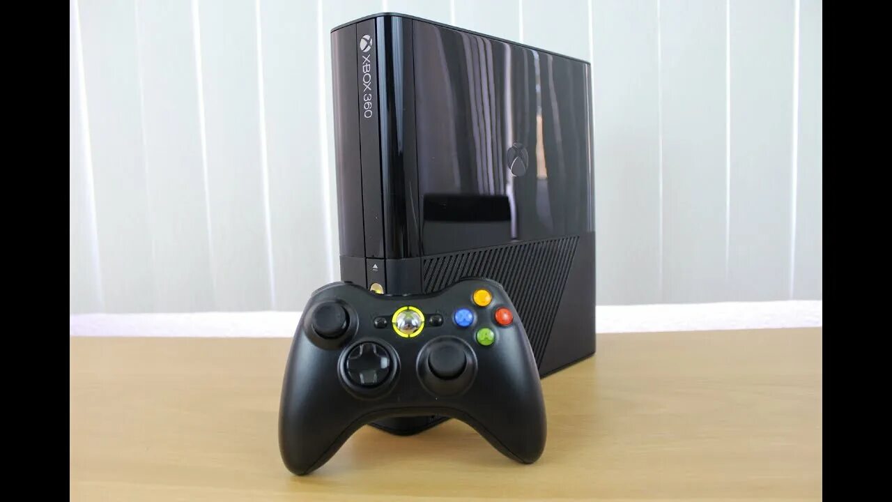 Хбокс 360 год. Xbox 360 e. Xbox 360 Slim e. Консоль игровая приставка Xbox 360. Microsoft Xbox 360 Slim.