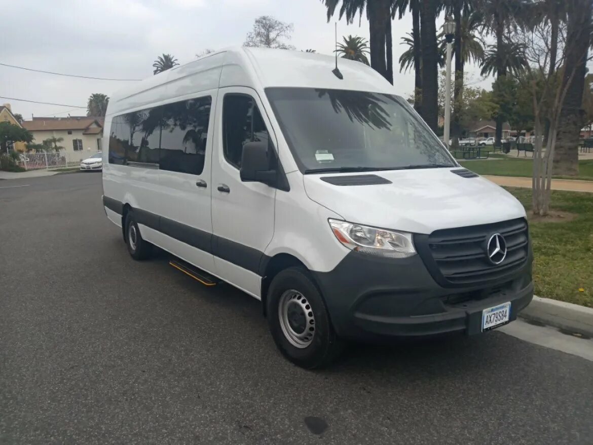 Спринтер 3.0. Мерседес спринтер 2025. mercedes-benz sprinter 3.0 at, 2025. мерседес спринтер фургон 2025. мерседес бенц спринтер 2025.