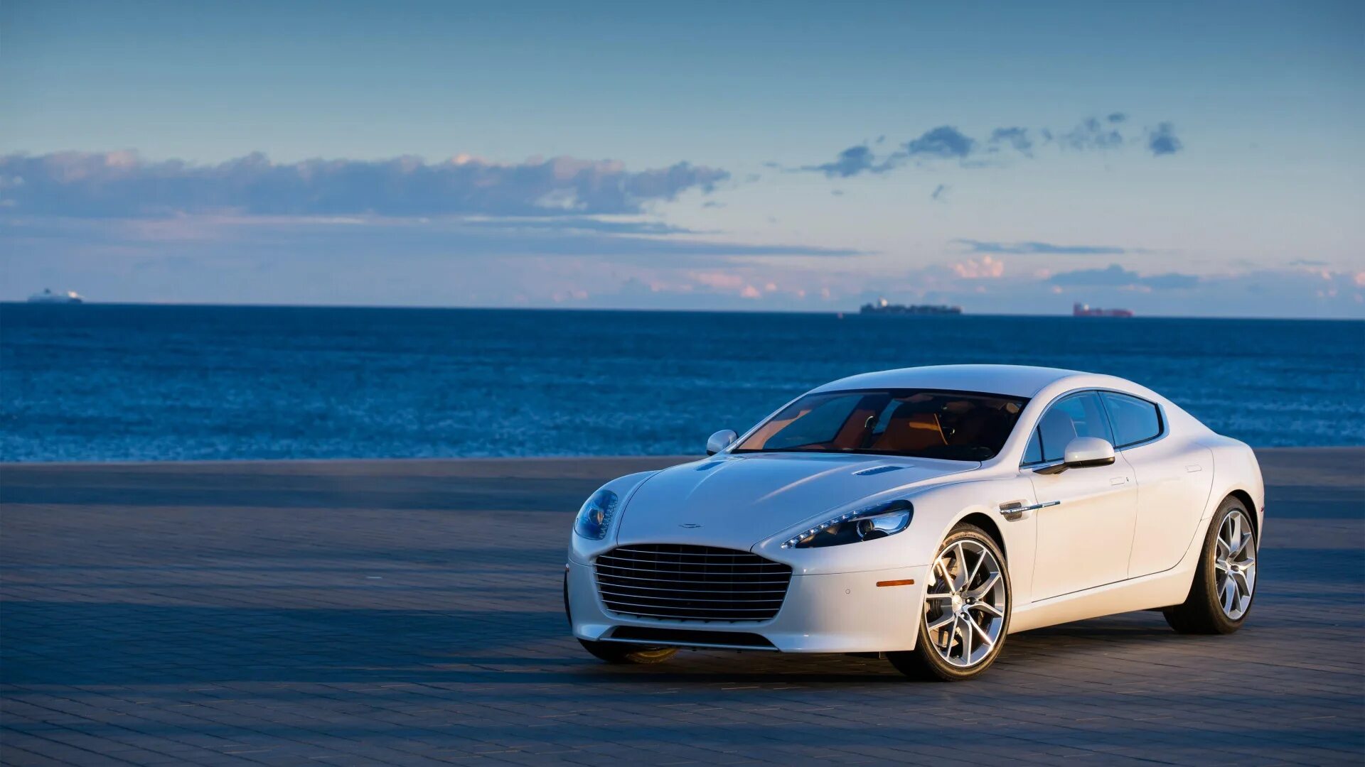 Aston Martin rapide 2014. Aston Martin rapide s. Aston Martin rapide s фото. Красивые машины лето