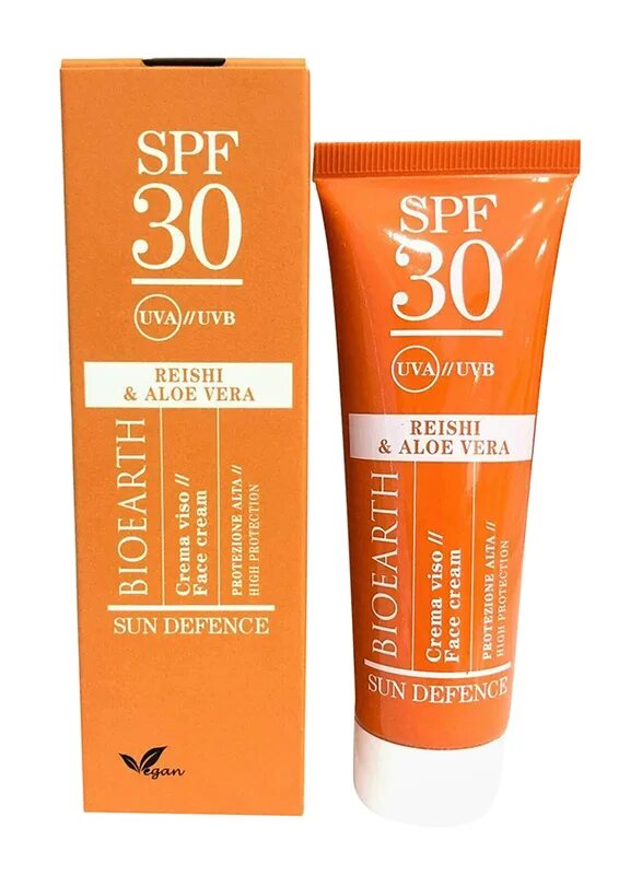 Spf 50 aloe. SPF 50. Aloe Vera SPF Cream. SPF 30 дорогой. СПФ крем китайский 98 алое.