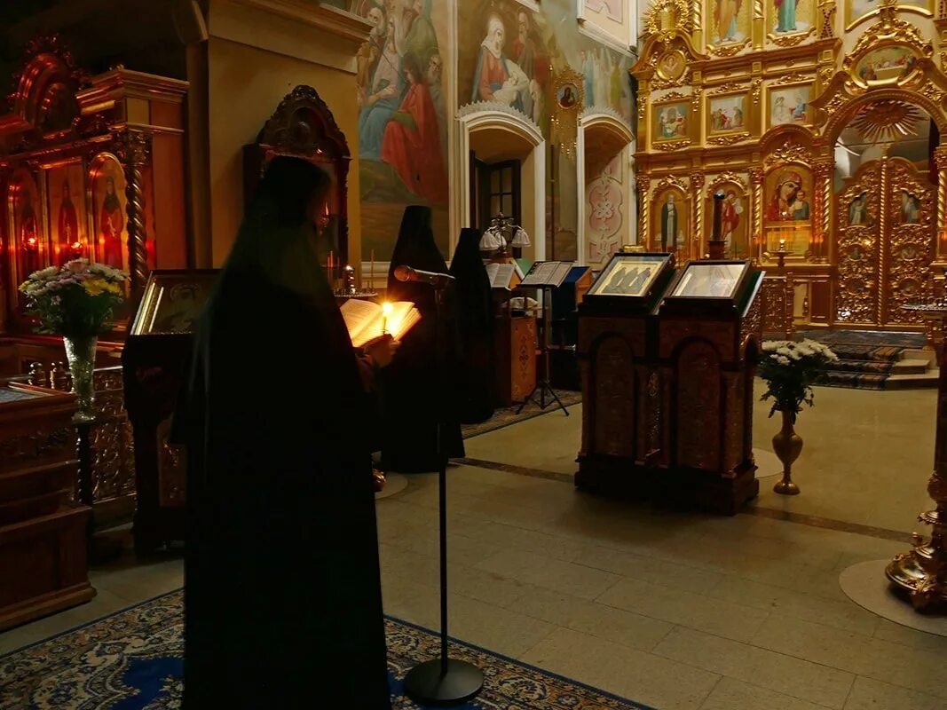 Дивеевский монастырь служба. Дивеево монастырь литургия. Великий пост Дивеево. Дивеево служба в церкви.. Вечерняя служба слушать