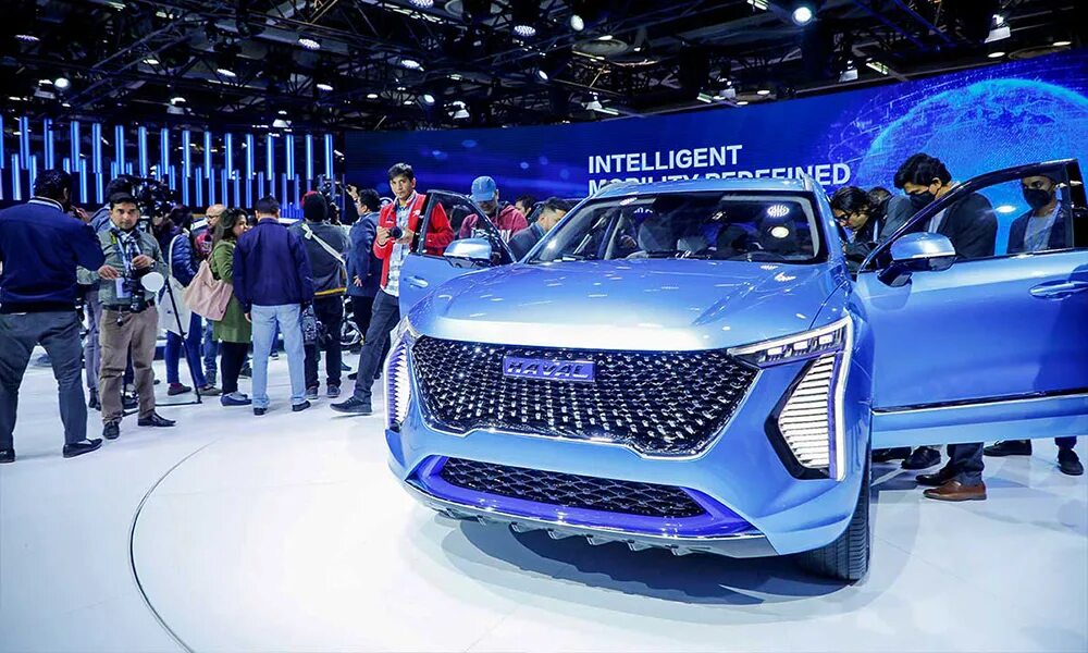 Baojun rc5w 2022. китайские машины. Faw кроссовер 2022. китайские кроссоверы 2023. фото китайских автомобилей 2023.