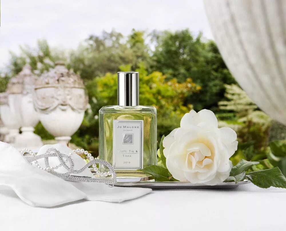 Jo Malone Pear and Freesia. Джо малоне женские духи фрезия. Духи Jo Malone с нотками жасмина. Летние цветочные ароматы для жен. Очень красивый аромат