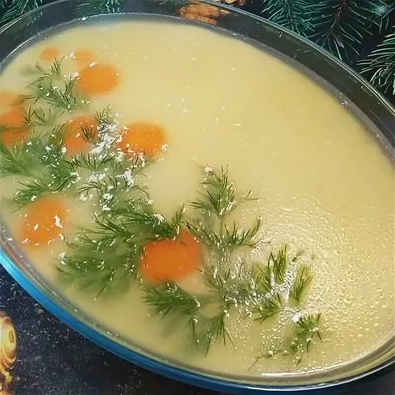 Заливное провансаль из курицы. Украшение заливного из рыбы зелёный лук. заливное нежное нежное от стрелы. как красиво сделать заливное с луком зеленым. заливное кто автор рецепта.