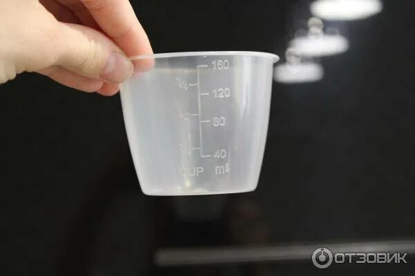 Отмеривание порций 9 букв. Мерный стакан Борк u800. Мерный стакан для мультиварки редмонд. Мерный стакан мультиварка редмонд. Redmond мультиварка мерный стакан.