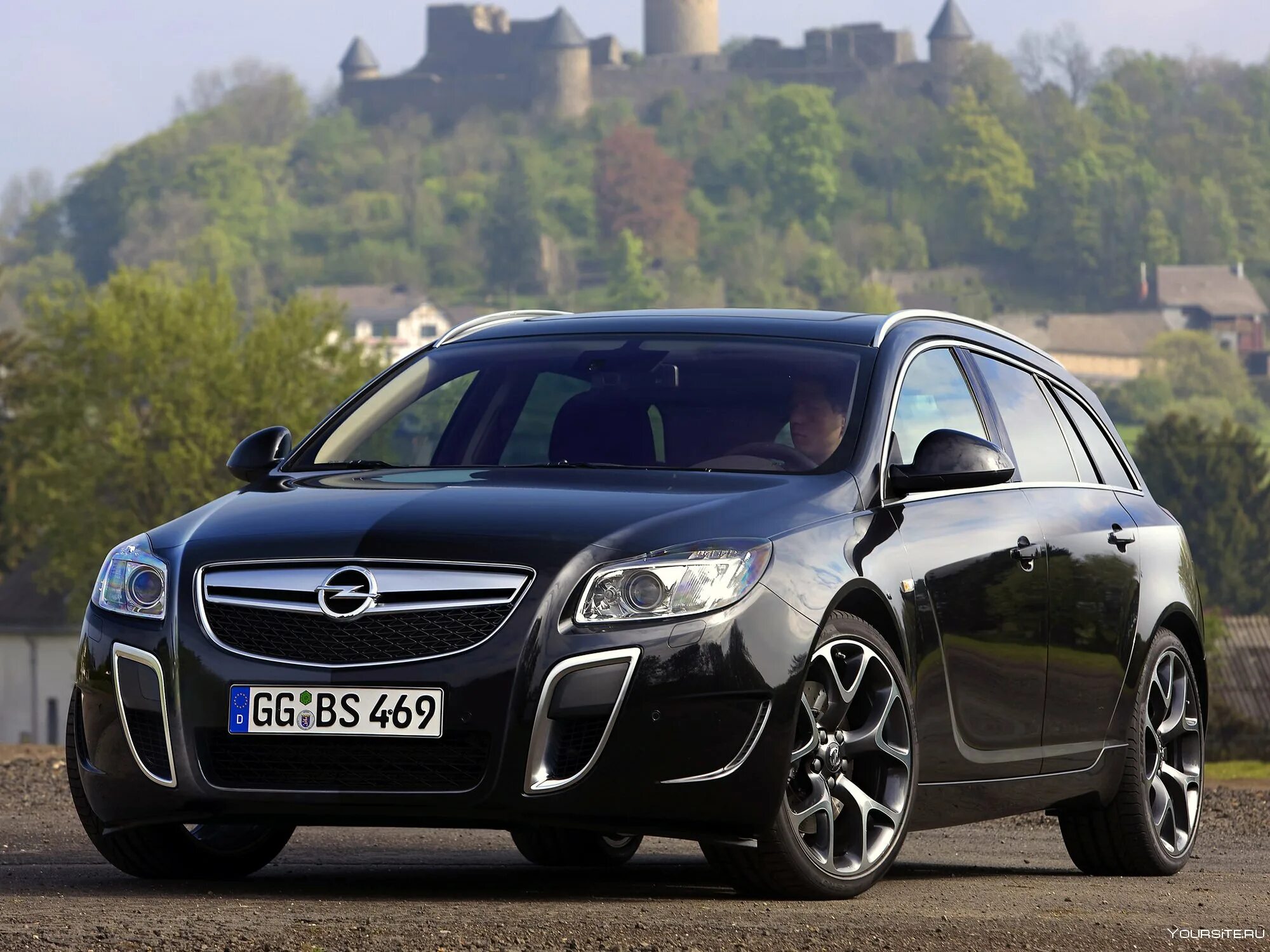 Opel vauxhall. Opel Insignia OPC. Opel Insignia OPC Sports Tourer. Опель Инсигния OPC универсал. Опель Инсигния 2008.