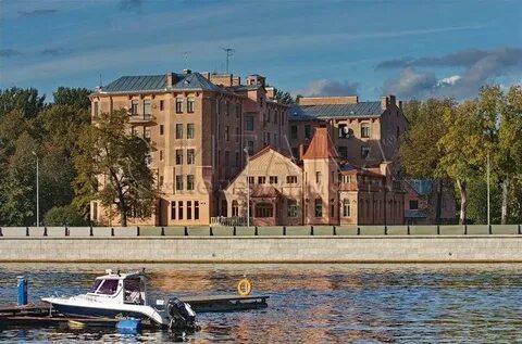 Приморский проспект 19