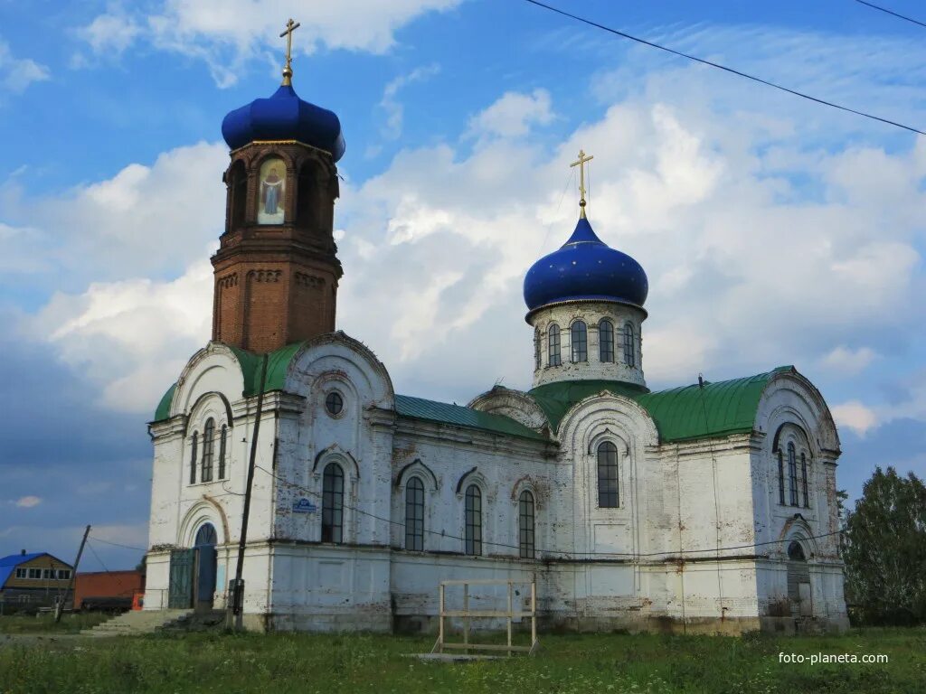 Покровское свердловская область каменский. Храм Покрова Божьей матери село Покровка. Село Покровское храм Покрова Пресвятой Богородицы. Покровское Нижний Тагил храм. Храм Покрова Божией матери в Покровском Свердловской области.