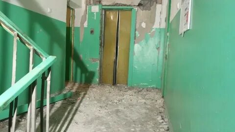 Сломанный подъезд