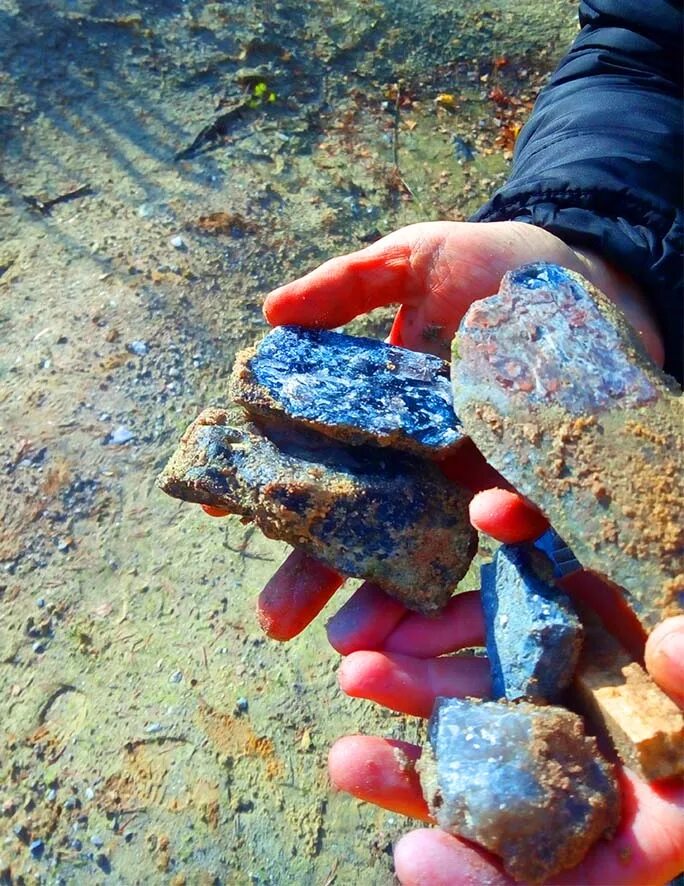 камень исследователя