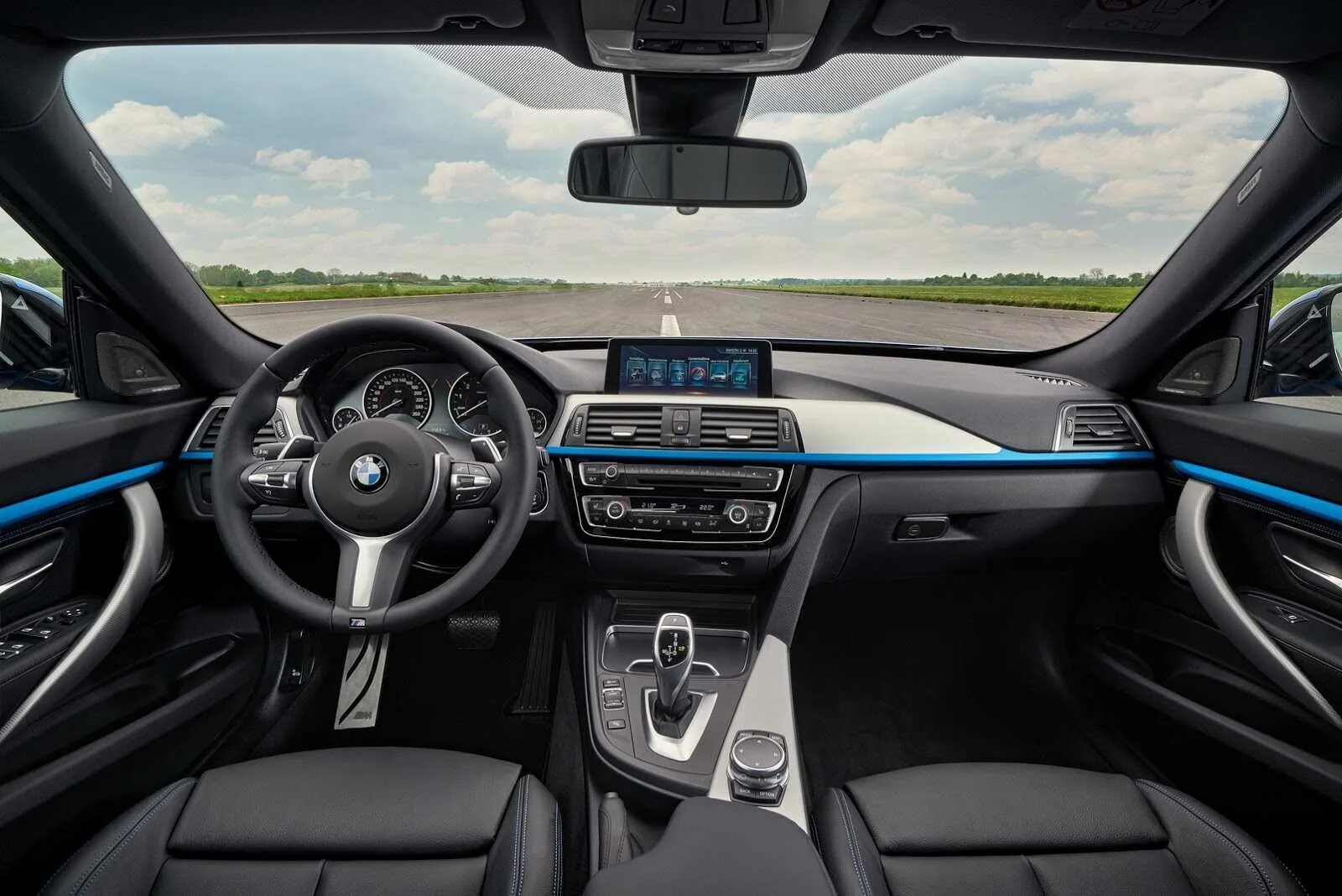 BMW 3 2017 салон. BMW 340i XDRIVE Gran Turismo. БМВ 3 Гран Туризмо. BMW 3 Gran Turismo 2019. Series 3 обзор