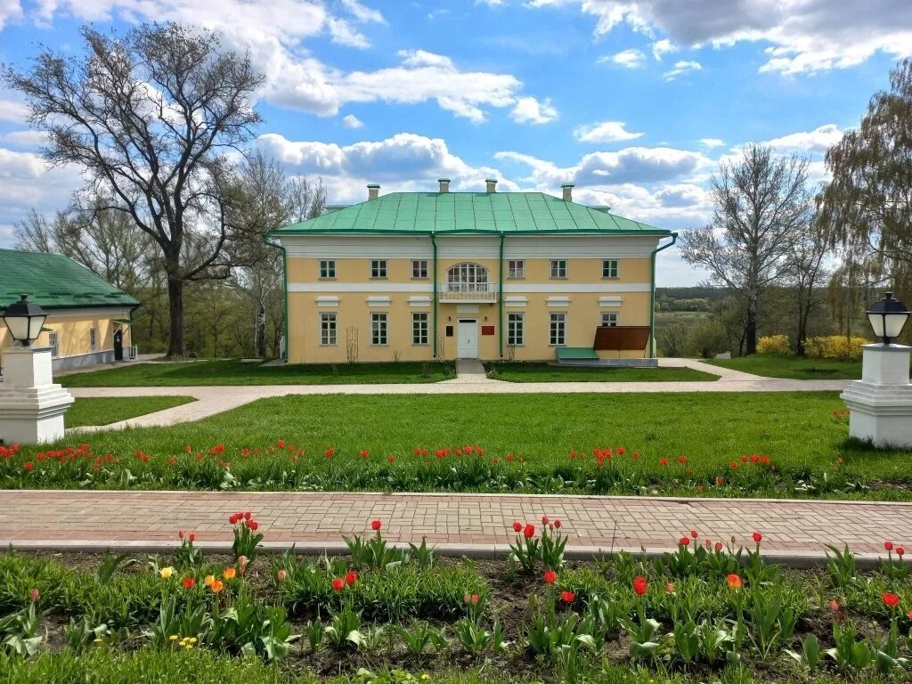 Усадьба фета в курской области. А. Дом-музей афанасия фета в воробьевке. Дом фета. Музей усадьба фета в воробьевке.