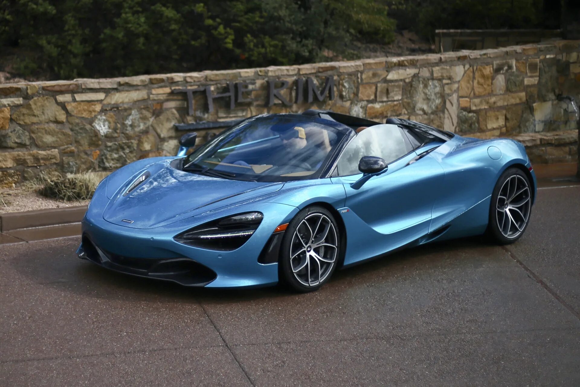 Макларен 720s цена. Макларен 720 Спайдер. Макларен 720s. MCLAREN 720s (2019). Макларен 720s 2019.