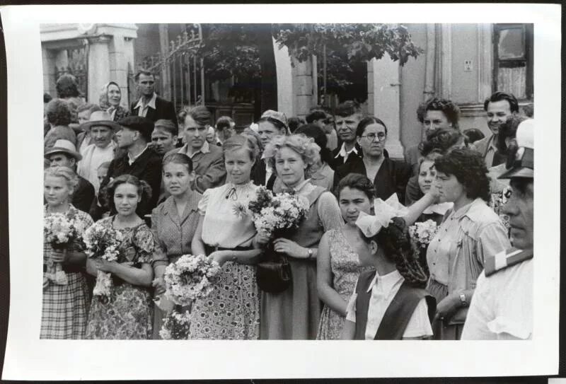 Фестиваль дружбы народов 1957. Фестиваль Москва 1957. Фестиваль молодежи 1957. Всемирный молодежный фестиваль 1957. Песня 6 всемирного фестиваля молодежи и студентов