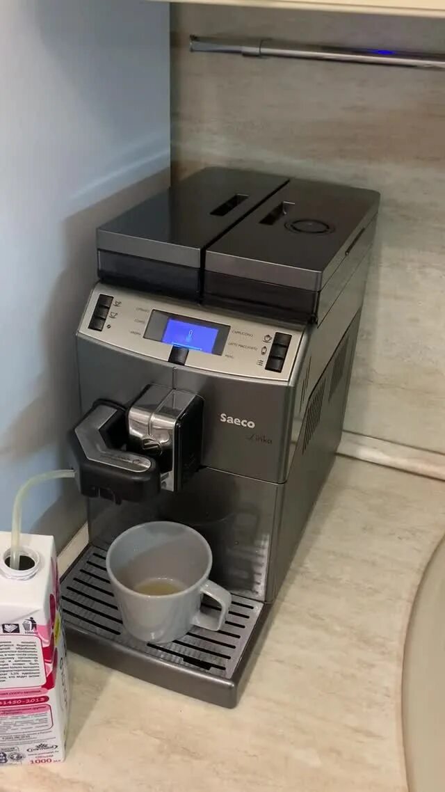 Saeco lirika one touch cappuccino. Saeco lirika one touch cappuccino. Кофемашина автоматическая saeco lirika one touch cappuccino. Saeco lirika one touch cappuccino. Кофемашина saeco royal coffee bar.