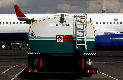 На каком топливе летают самолеты