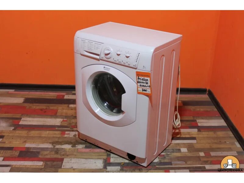 Ariston arsl 100. Аристон ARSL 100. Ariston Aqua 100 стиральная машинка. Стиральная машина Hotpoint-Ariston ARSL 105.