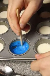 Краски приготовленные на натуральных эмульсиях 7 букв