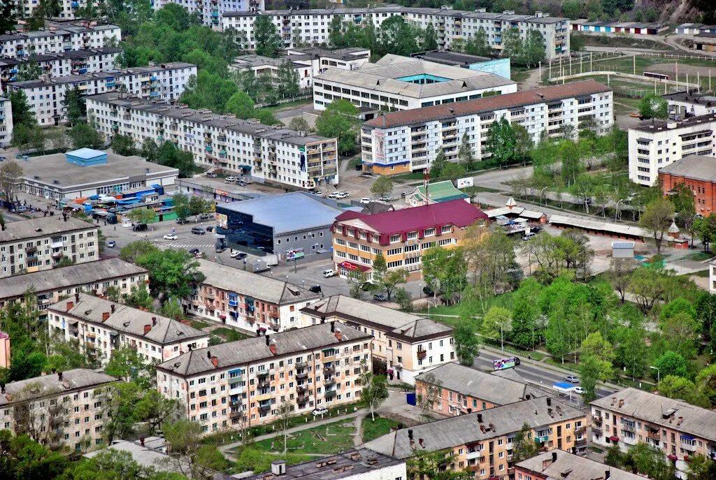 Поселок Дальнегорск Приморский край. Дальнегорск Приморский край Центральная улица. Поселок Краснореченский Приморский край. Поселок Тетюхе Приморского края. Поселок ярославский приморский край