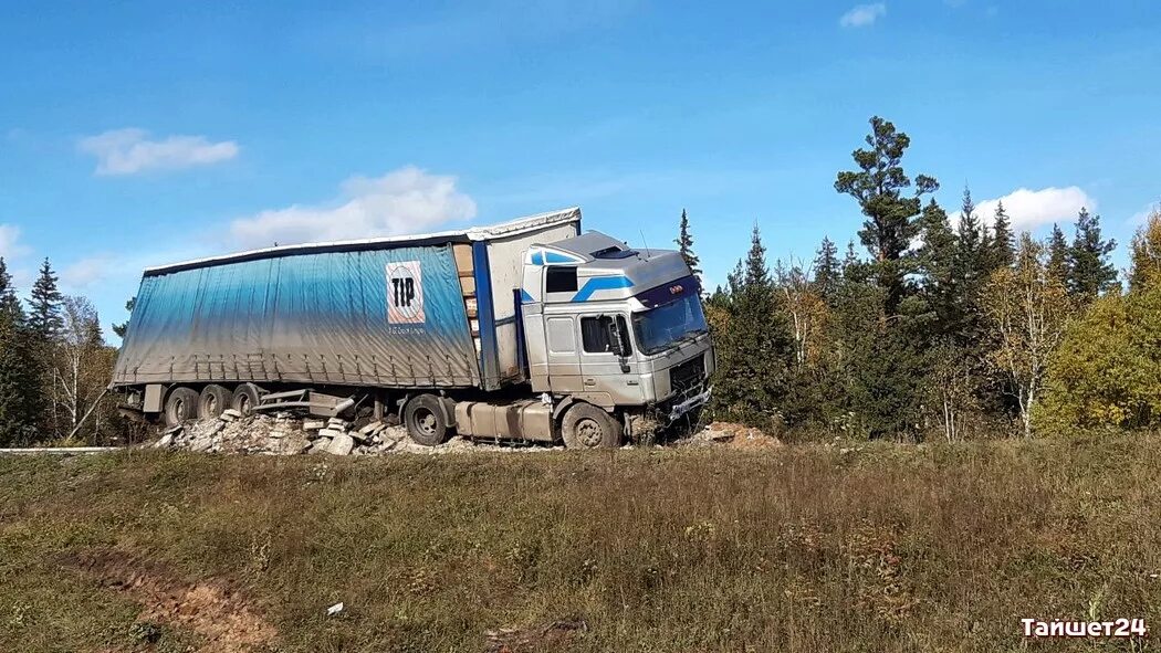 Ук нижнеудинского района иркутской области. Деревня Камышет. Поселок УК Нижнеудинского района. Камышет Иркутская область Нижнеудинский район. Деревня УК Нижнеудинский район.