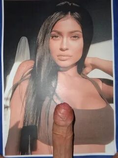 Kylie jenner masturbating