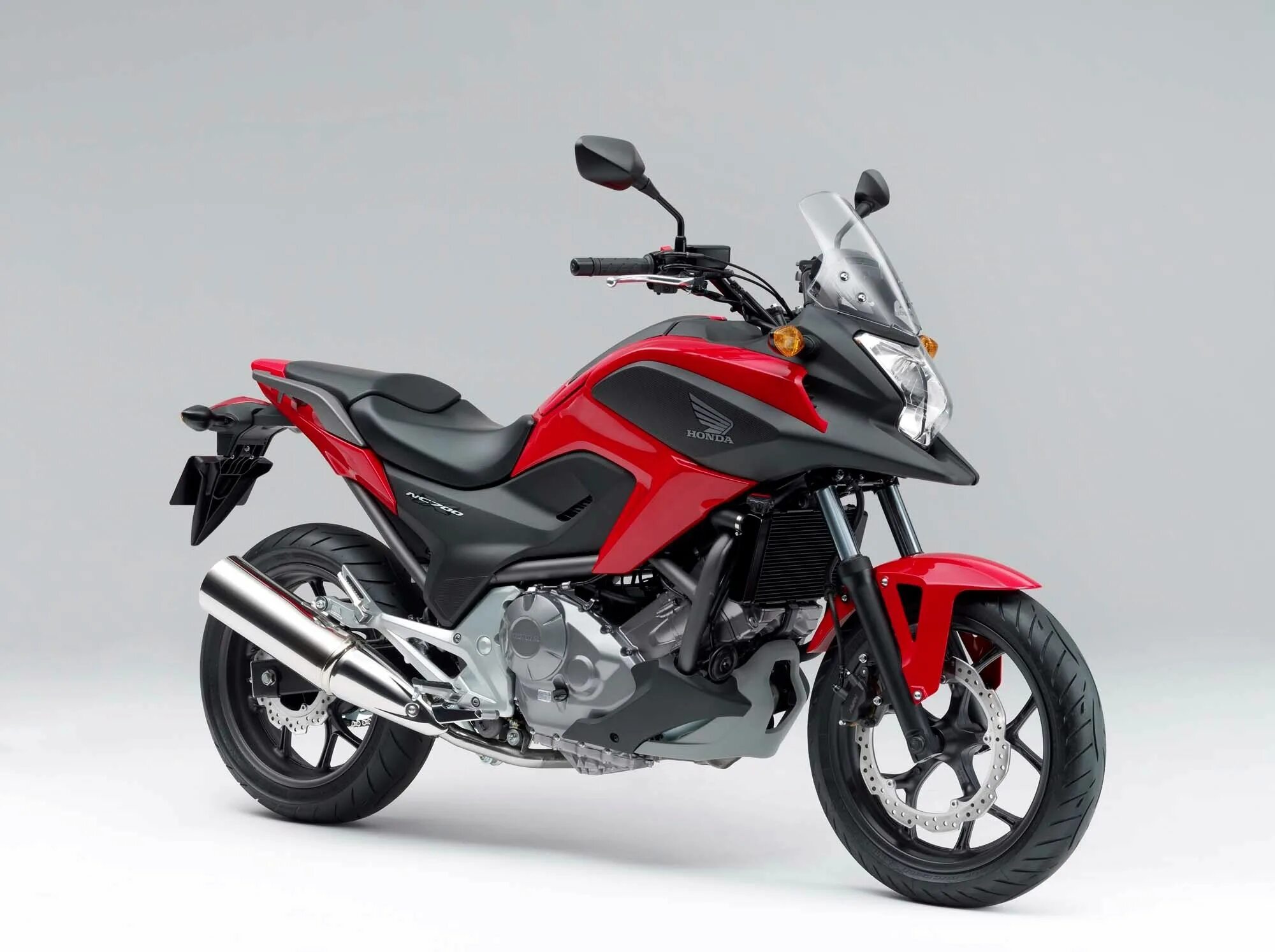 Мотоцикл хонда нс 700. Honda nc700s 2012. Хонда nc 700. Honda nc 650. Хонда nc700s 2012.