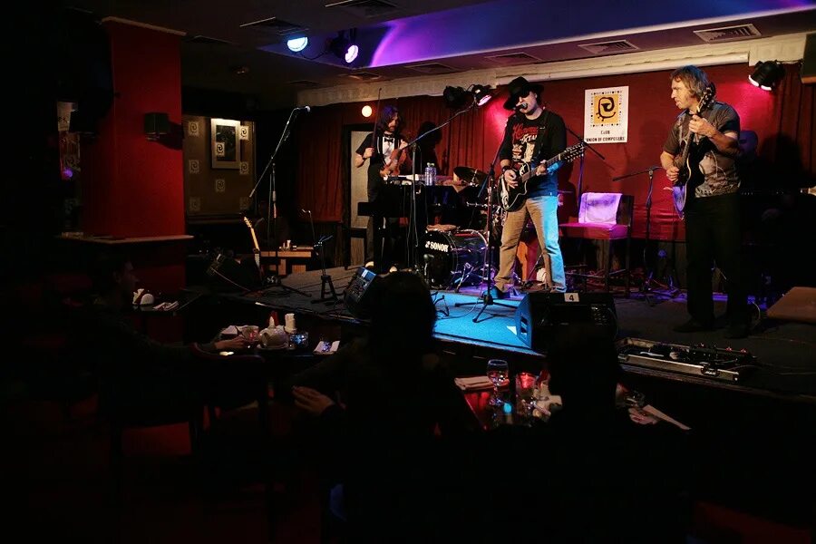 зал союза композиторов москва. джаз дом композиторов. союз композиторов джаз-клуб адрес. джаз клуб союз композиторов. джаз клуб союз композиторов фото.