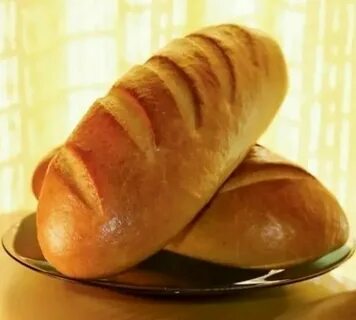 Ваня купил два батона хлеба полкило
