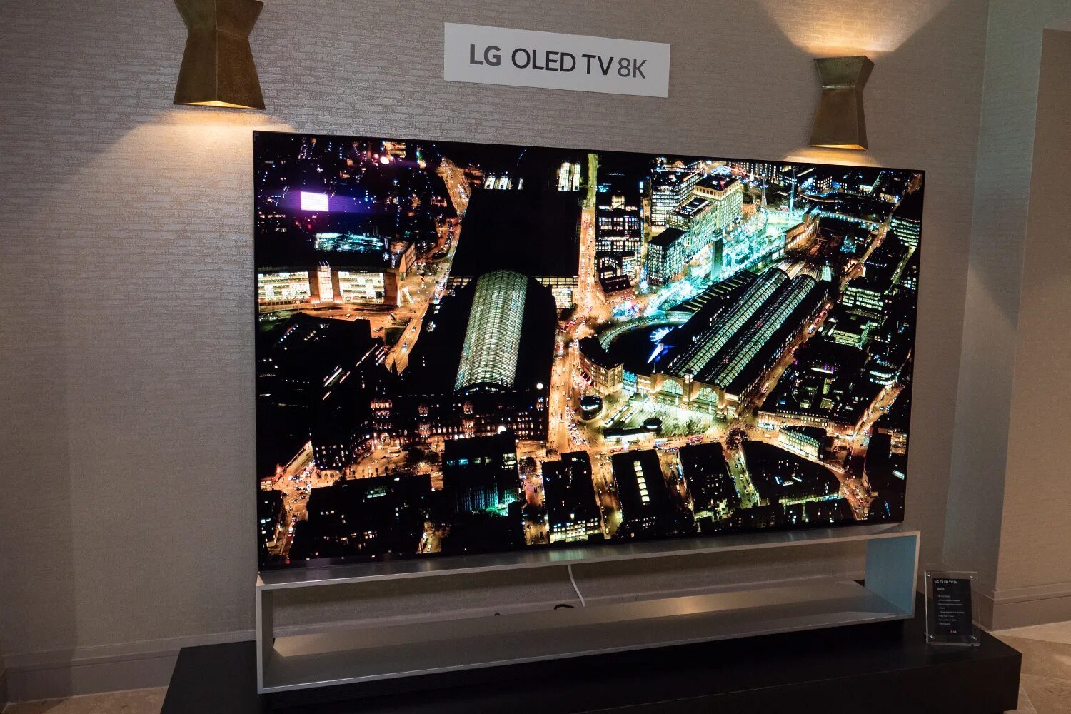 LG 88 OLED 8k. LG Signature 88 8k OLED. Телевизор OLED 75 дюймов. LG OLED 75 дюймов. Телевизор lg 8