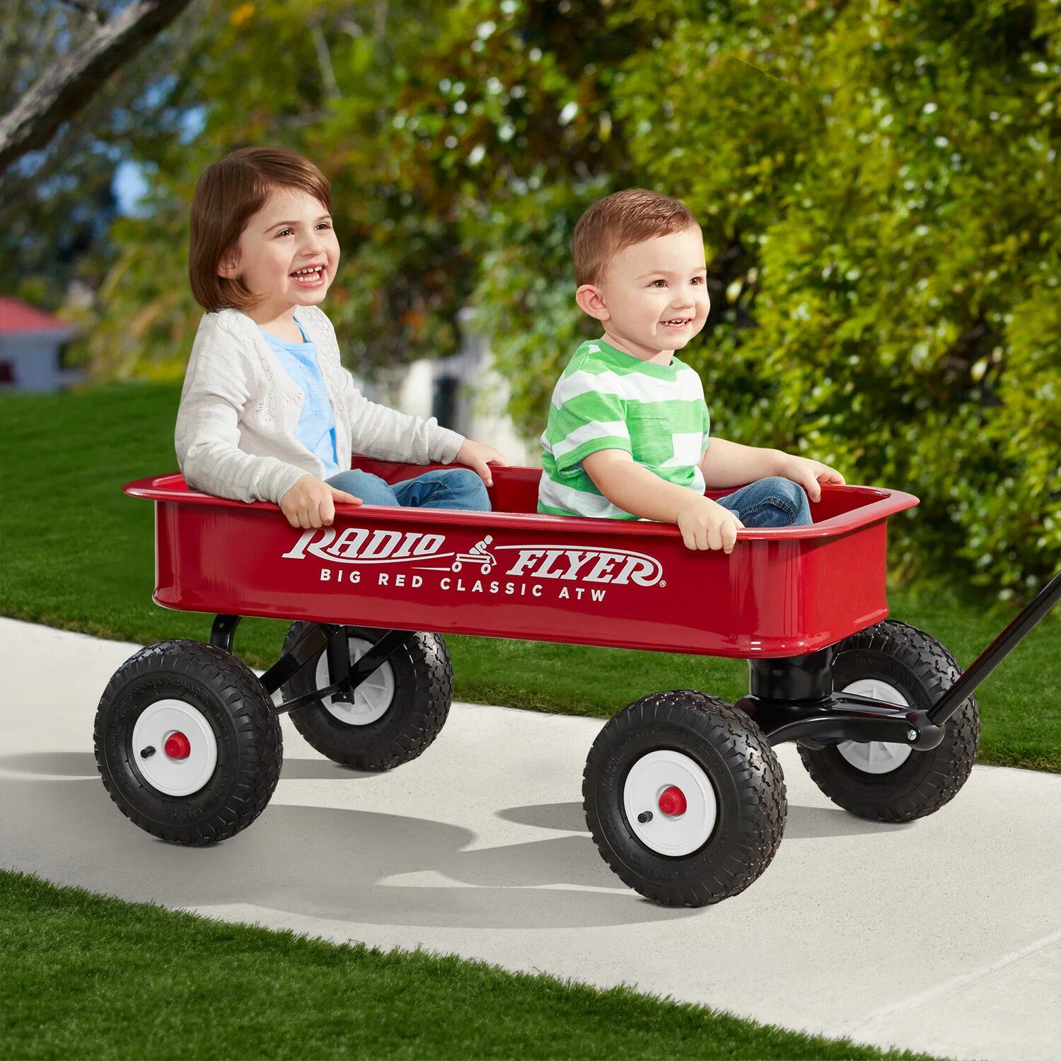 Radio Flyer тележка. Красная тележка Radio Flyer. Коляска Radio Flyer. Американская детская тележка. Телега для детей