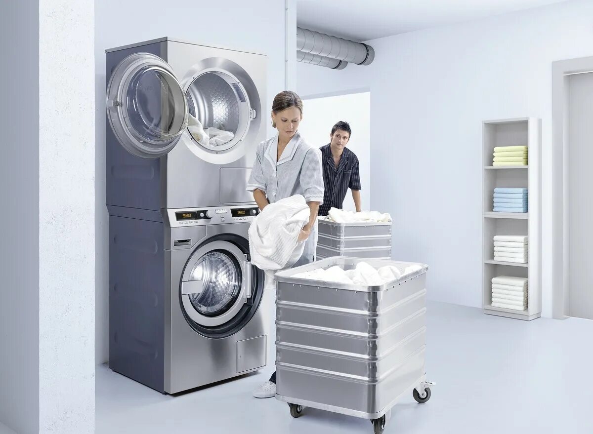 Какую сушильную машинку выбрать. Miele сушильная машина pt7136. Miele колонна стиралка сушилка. Вентилятор сушки стиральной машины Miele. Miele стиральная машина и сушка в колонне.