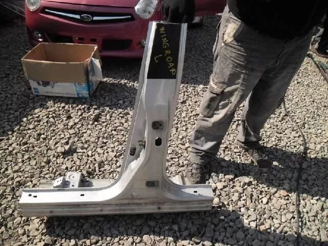 Пороги nissan wingroad y11. Пороги на ниссан вингроуд. Ниссан вингроуд пороги. Пороги на ниссан вингроуд 11. Пластмассовые пороги на ниссан ад.
