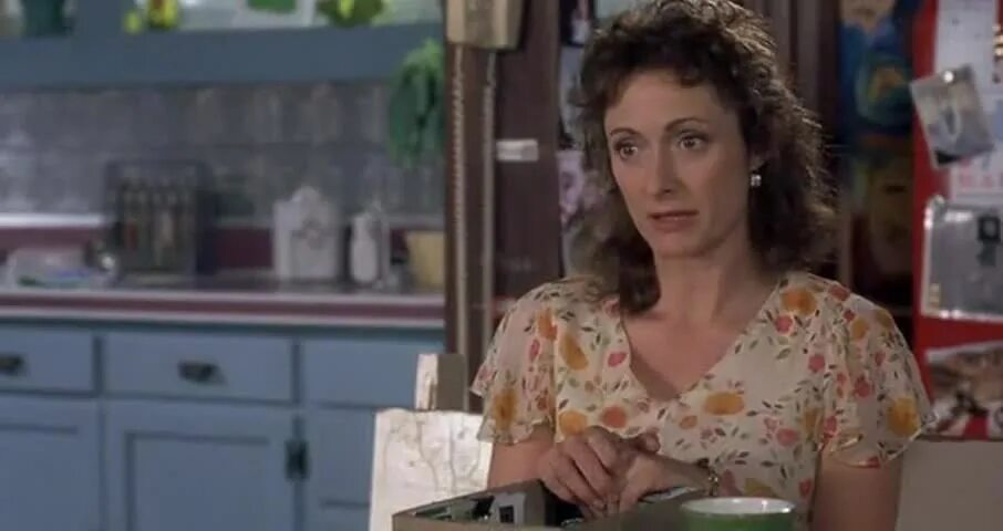 What helen do when she. Хелен термополис. дневники принцессы 1. миа термополис как стать принцессой. caroline goodall as helen thermopolis.