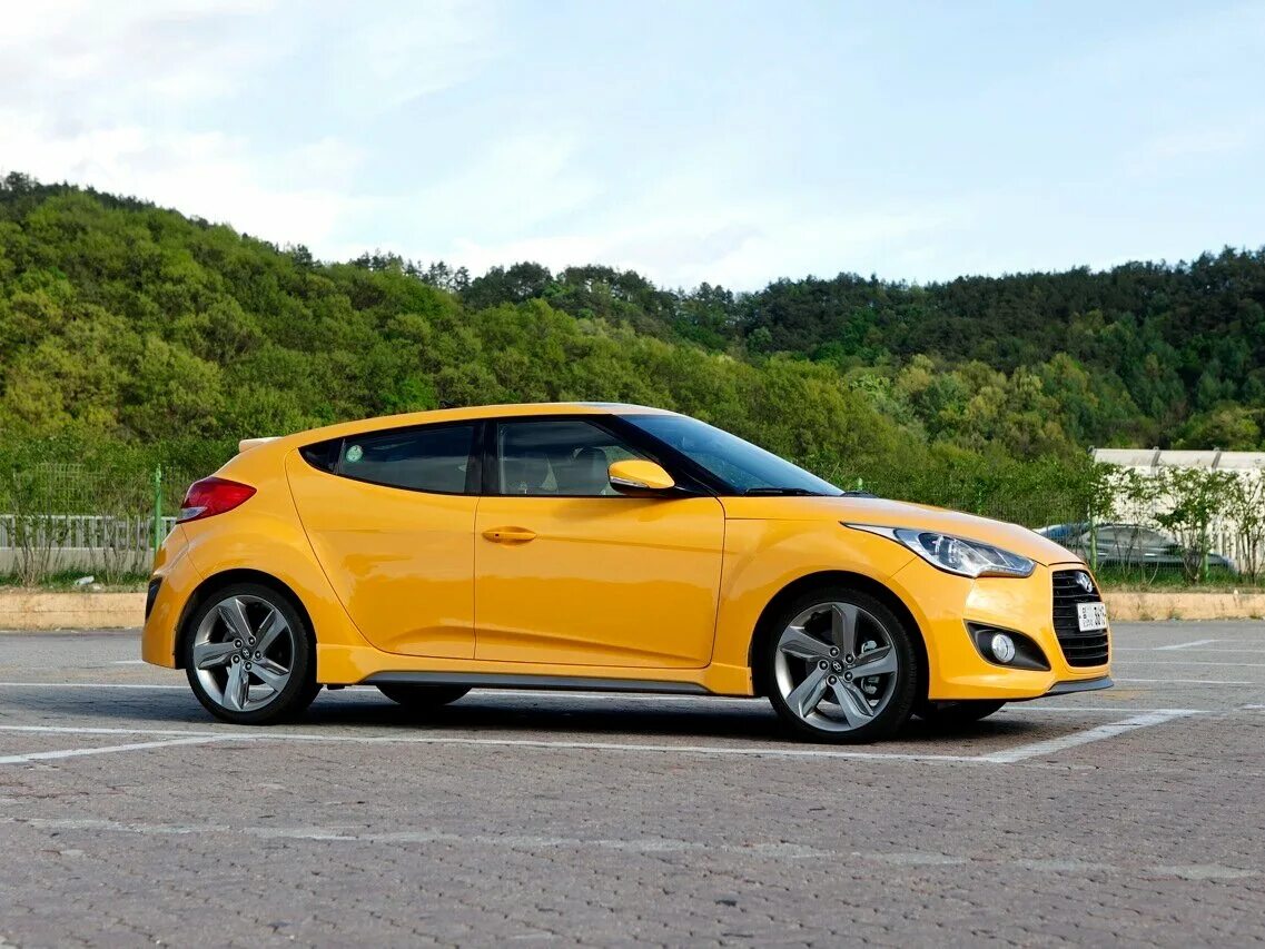 трехдверная мазда хэтчбек. Honda cr-z sport. хонда цивик 5 хэтчбек. Kia ceed 1 купе. трехдверный хендай велостер.